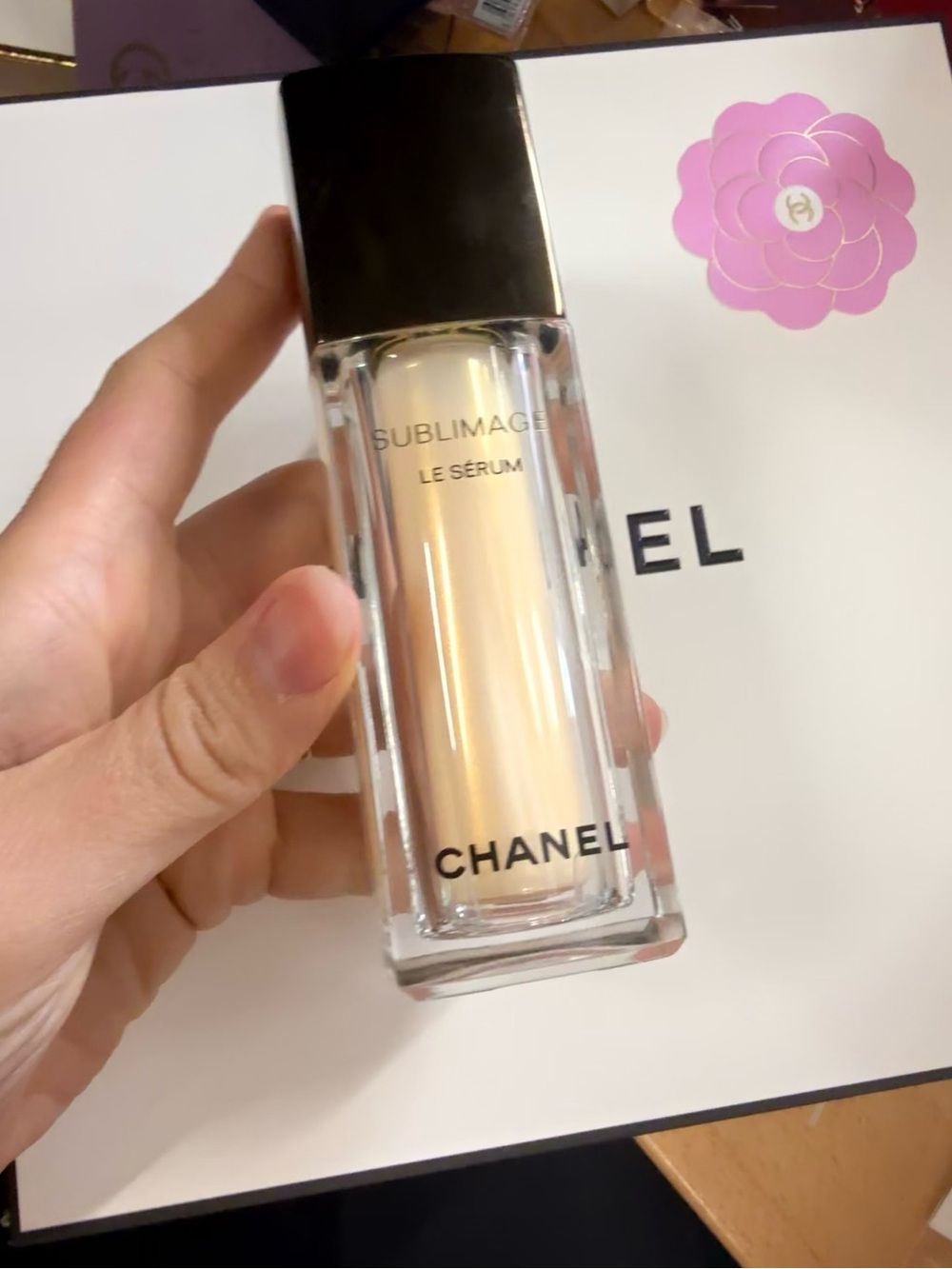 CHANEL Sublimage Le Sérum Primer — Cream Beige
